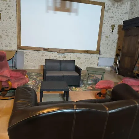 דירה 80m2 A La Ferme Confort Courdemanche (Sarthe)